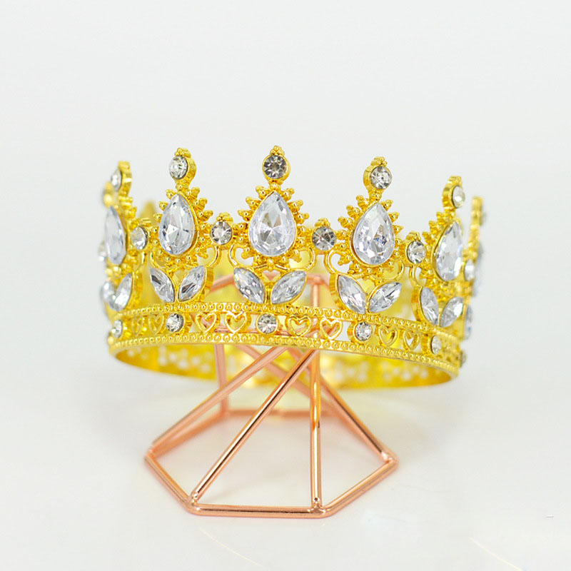 A3900- Gold+ white Crown